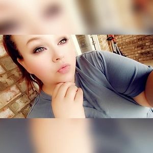 Meet your Posher, Kayelin